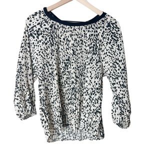 Available by Angela Fashion Animal Print Blouse Beige Black Long Sleeve Small